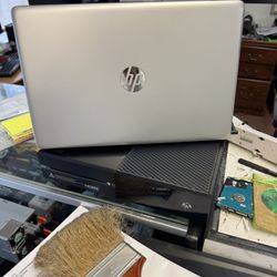 HP 15-db0031nr Laptop – AMD A9-9425, 8GB RAM, 128GB SSD, 15.6” Screen. Windows 10 Home installed and ready to go. Fast boot-up, great for everyday use
