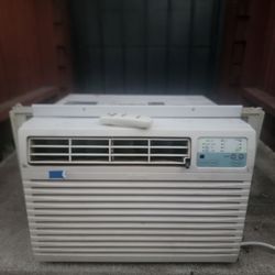 Kenmore 10,000 BTU Air Conditioner With Remote