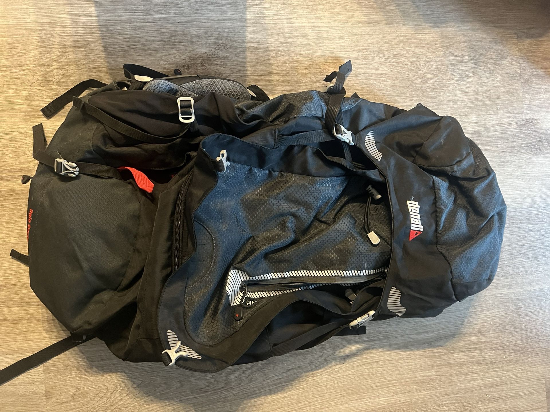 Denali Pinnacle 60L Backpack