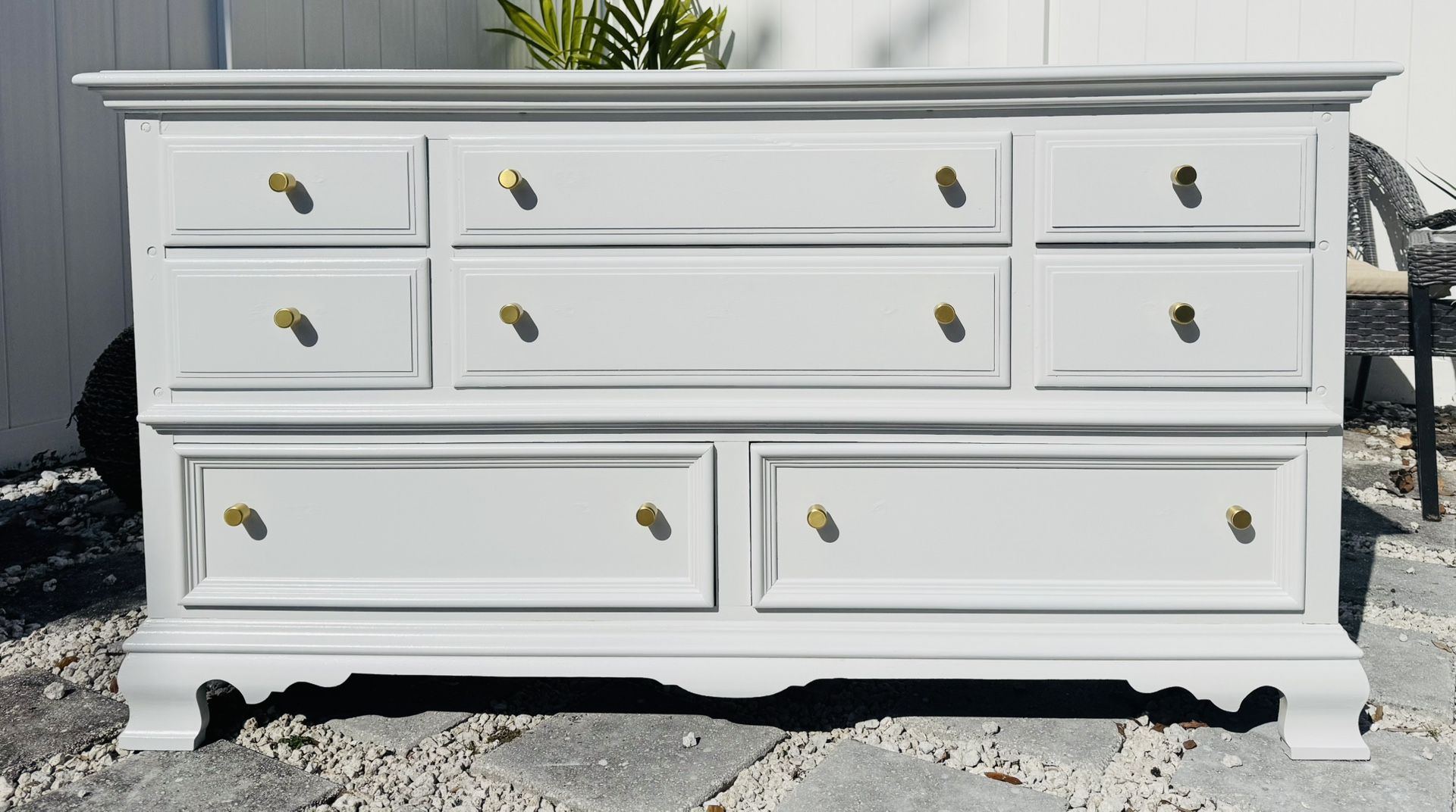 Solid Wood Dresser With 8 Drawers