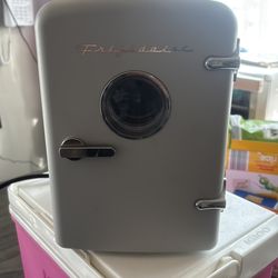 Mini refrigerador 6 cans