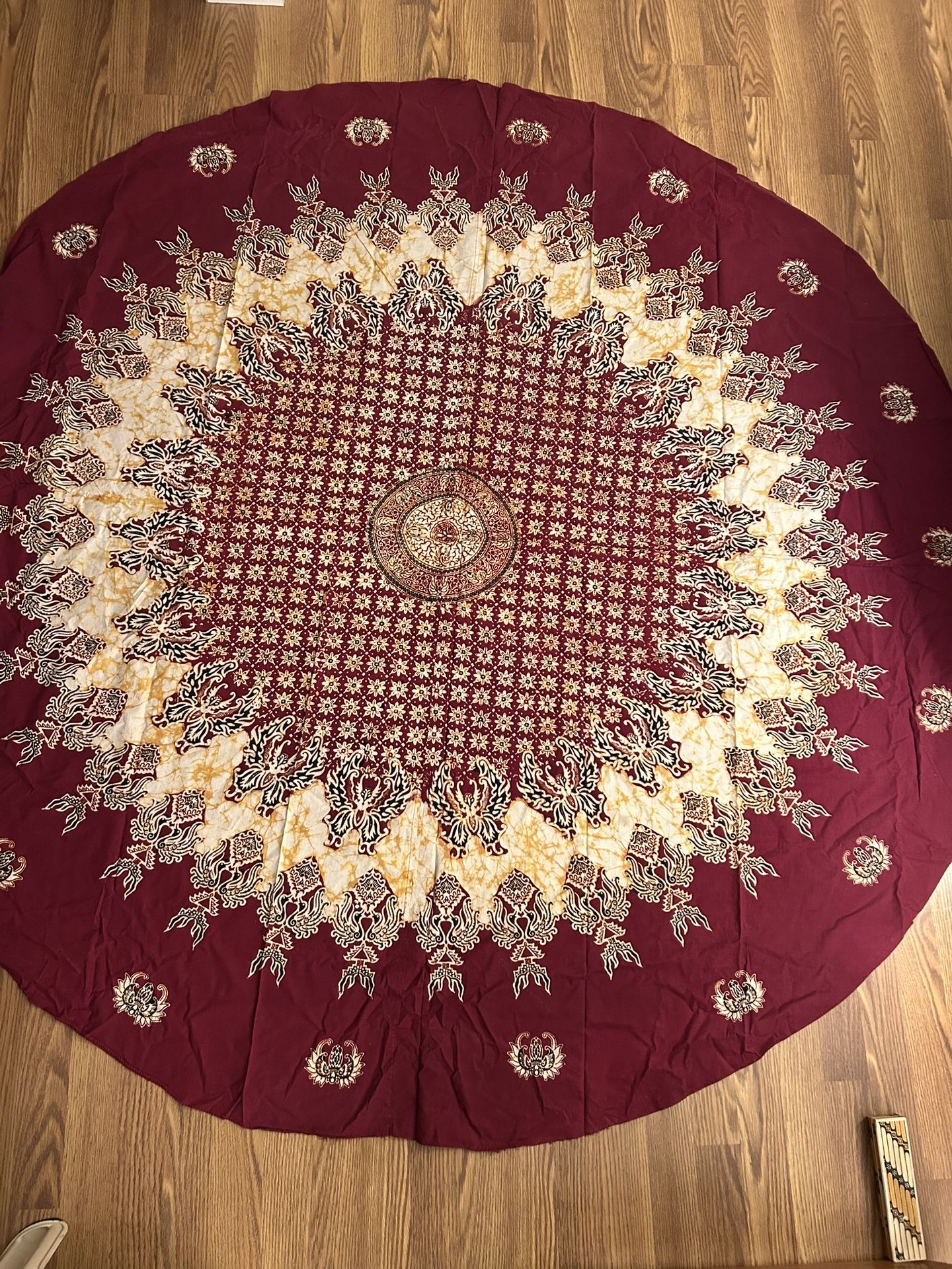 Indonesia Balinese Batik Round Table Cloth With 10 Round Cloth Napkins