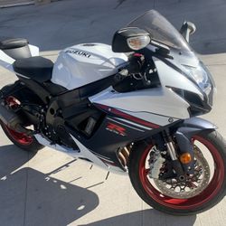 2025 Suzuki GSXR600