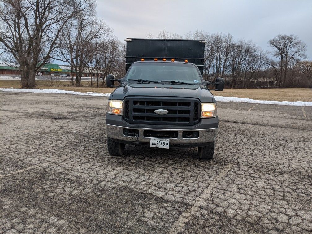 2006 Ford F350 Super Duty Dump Truck