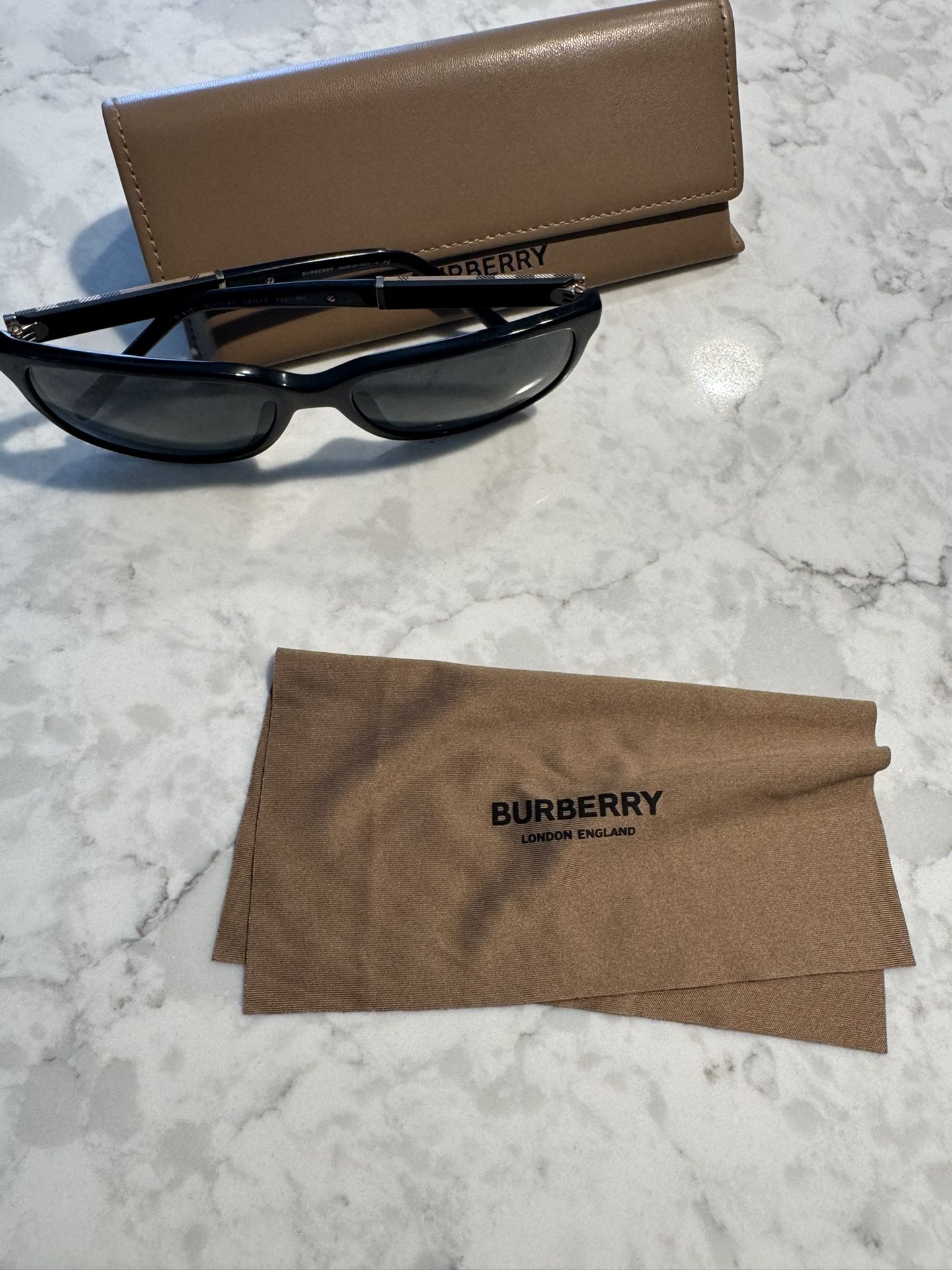 Sunglasses 