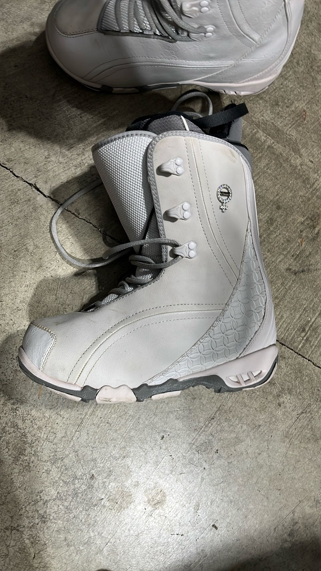 Atomic Snowboard Boots 