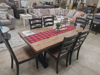 7pc Dining Set/ Financing Options Available 
