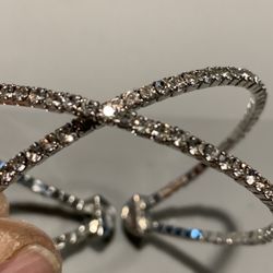 Women’s Adjustable Bracelet In Silver Metal & Clear Stones That Reflect Brilliantly In The Light, Spring Type Design Slip On/off Wrist, Fits Various 