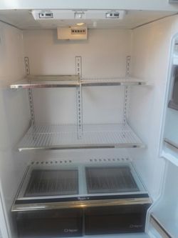 WHIRLPOOL REFRIGERATOR!