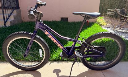 Gently Loved Trek Precaliber 20