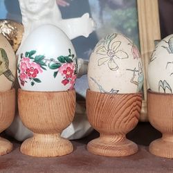 6pc Hand Painted Whole Empty Egg Shells With Stand $35 For All Great Condition