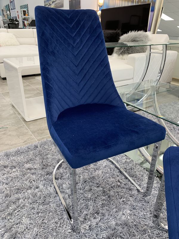 Blue suede dinner chair for Sale in Hollywood, FL - OfferUp