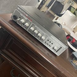 BASS HEAD GENZ BENZ 600 WATS