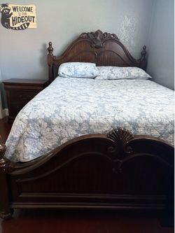 Queen bed