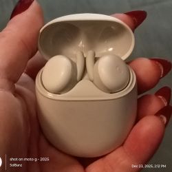 Google Pixel Earbuds 