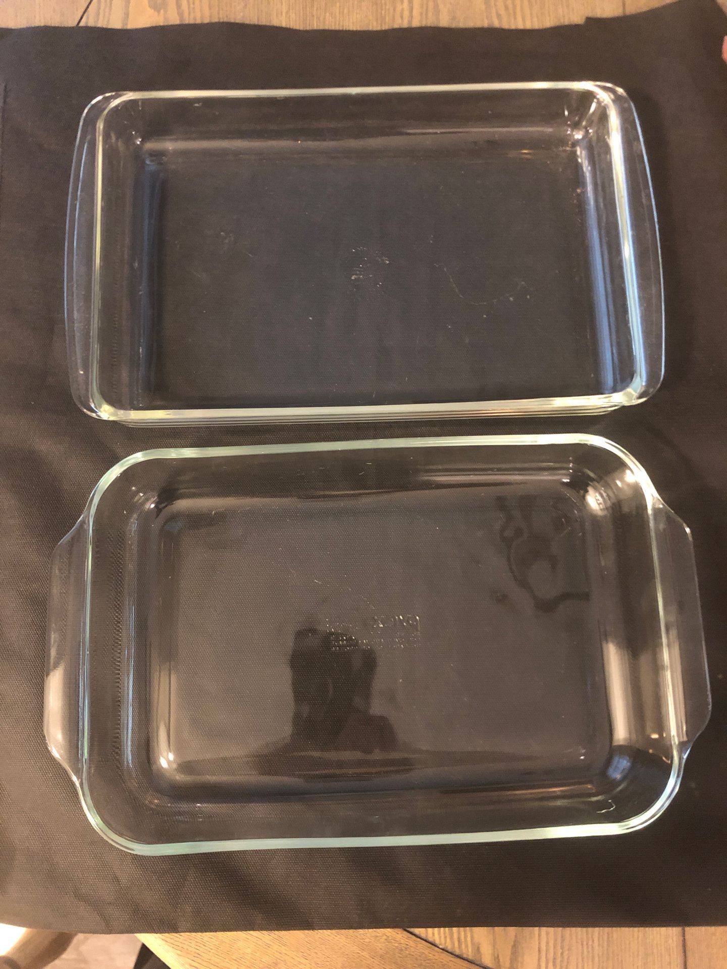 Pyrex glassware approximately 9” x 13”