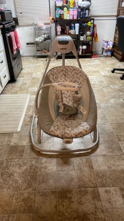 Ingenuity SimpleComfort Multi-Direction Compact Baby Swing with Vibrations