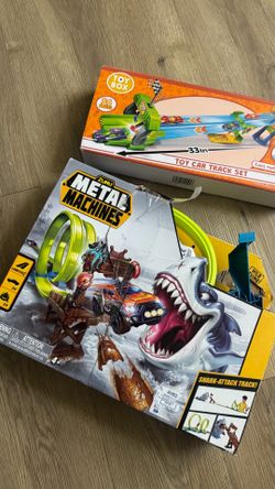 Toy car track sets