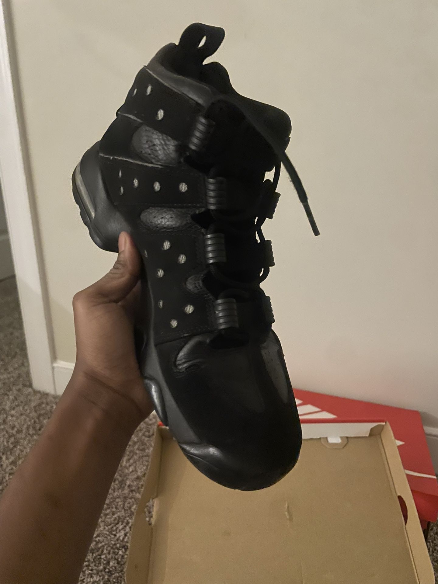 nike cbs