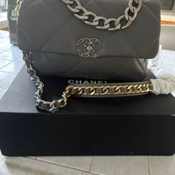 Jumbo Chanel Lambskin Leather 