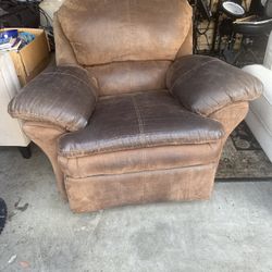Free Recliner
