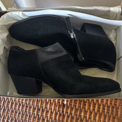 Women’s Black Ankle Boots 