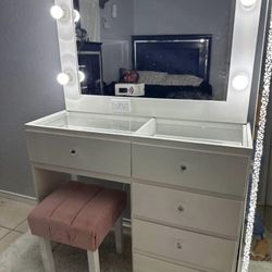 Makeup Vanity 