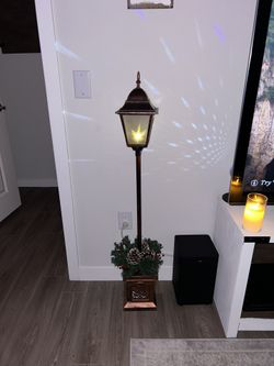 Christmas Light Post 