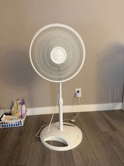 Lasko White Fan