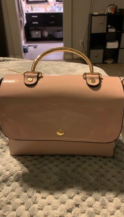 Crossbody handbag