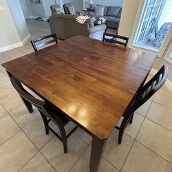 Dinning Room Table 