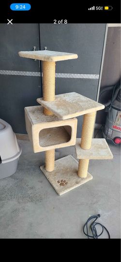 Cat tree