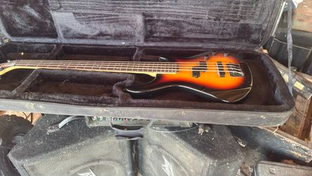 This is a nice base. It’s in good condition brand new. It’s not brand new to use. I don’t. I don’t got the strapped for the for the base. I’m asking 1