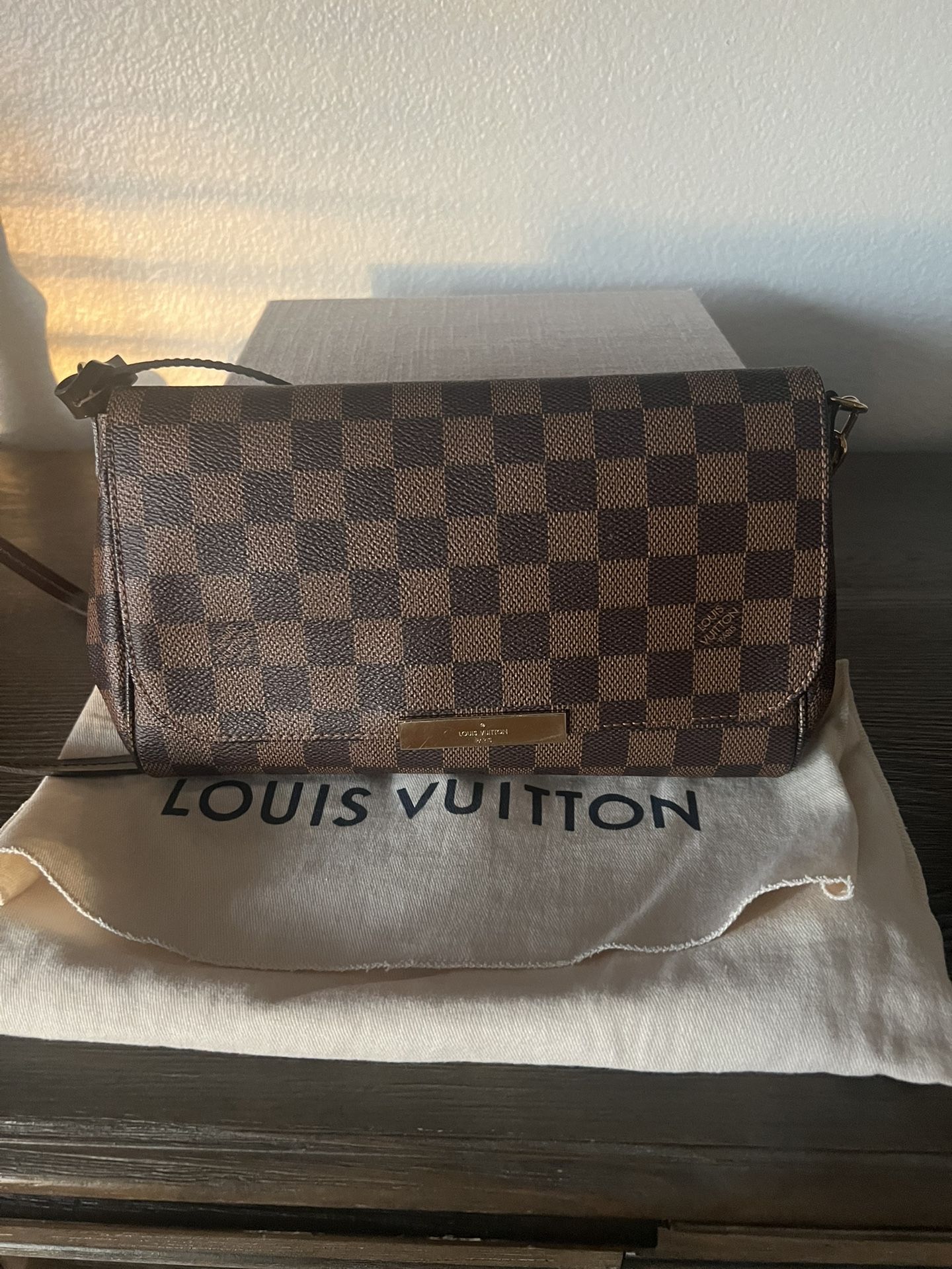 Louis Vuitton Favorite MM