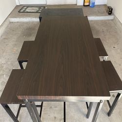 Dining table With stools