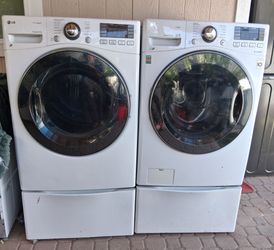 LG washer front loader extra large capacity and gas dryer set (FREE DELIVERY AND INSTALLATION)