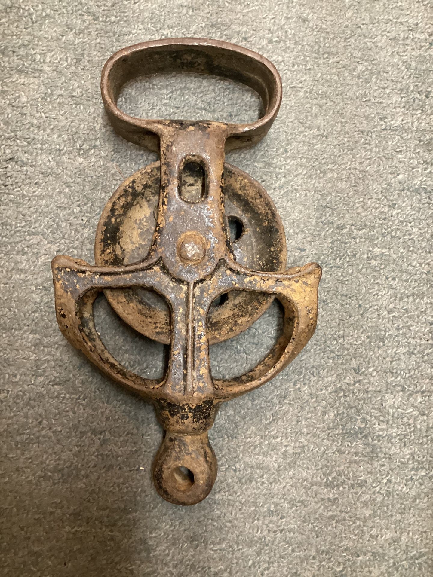 Antique cast Iron Barn Pulley