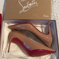 Red Bottoms 👠