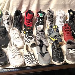 Boys tennis shoes Size 2,3,4