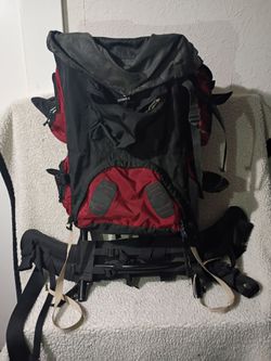 Kelty trekker hiking backpack