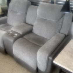 Electric Loveseat Like New