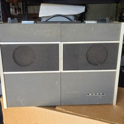Vintage Sony TC-530 Stereo Reel-to-Reel Tape Recorder. This unit powers on but has not been tested. It is expected to be defective and will require so