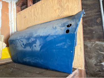 C2 corvette doors ( left/right)