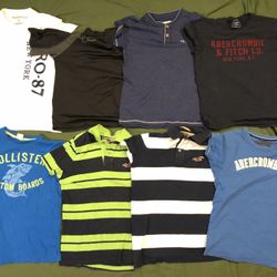 Lot Of 8 T-shirts S Boys 4-Hollister 3-arecrombie