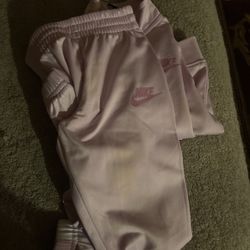 Nike Toddler Girl Sweater And Pants 
