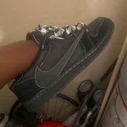 Travis Scott Retro 1s
