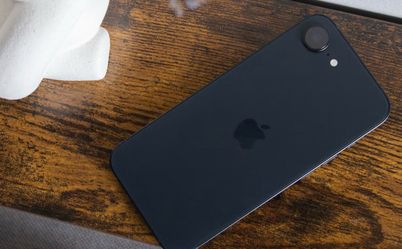 Unlocked iPhone 16e