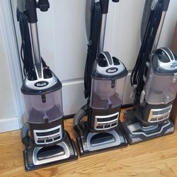 New Cond SHARK NAVIGATOR VACUUM WORKS EXCELLENT   , AMAZING POWER SUCES.  IN THE BOX 
