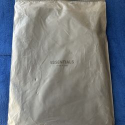 Essential Shirt “Jet Black”