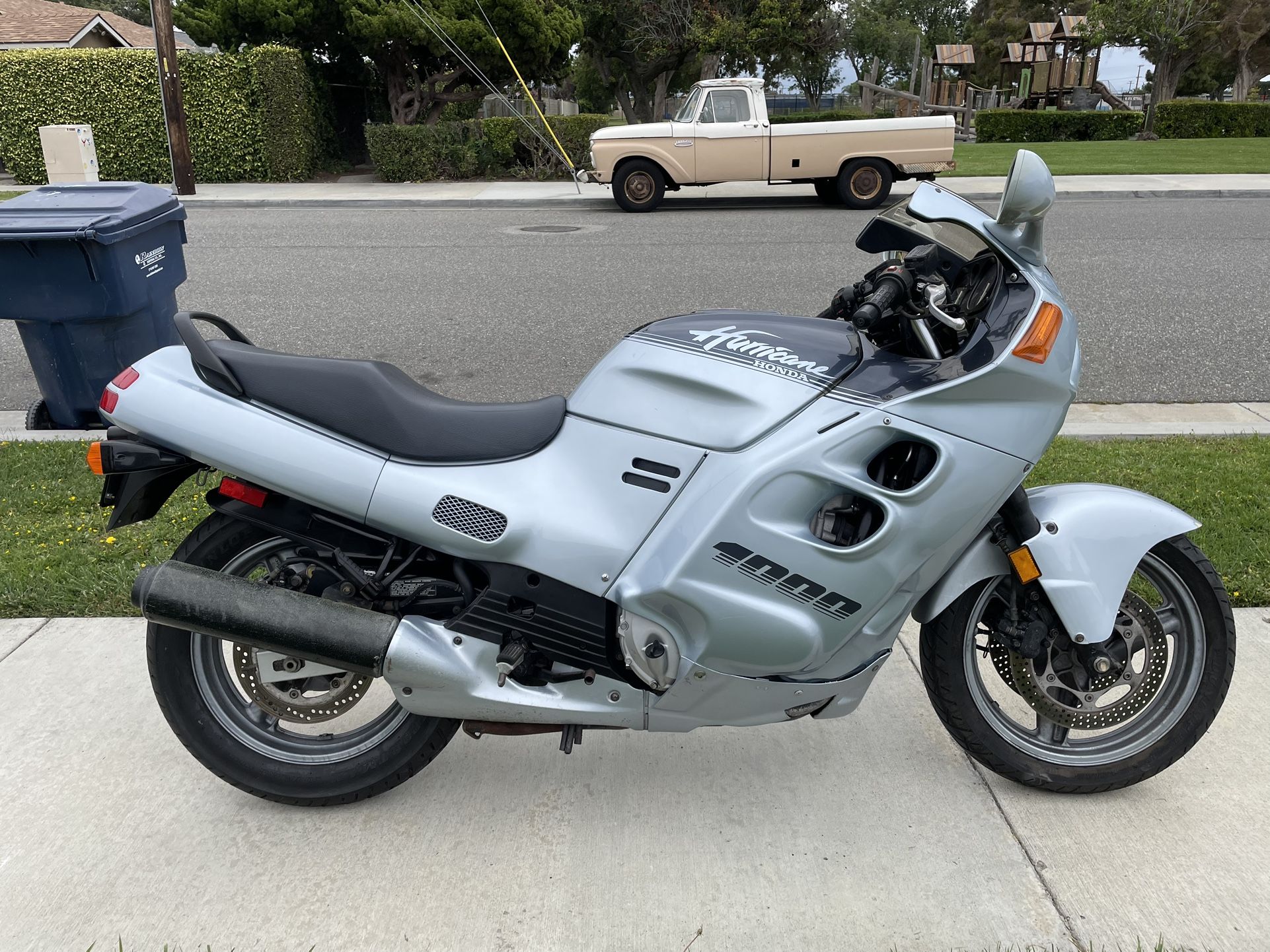 1987 Honda Hurricane 1000